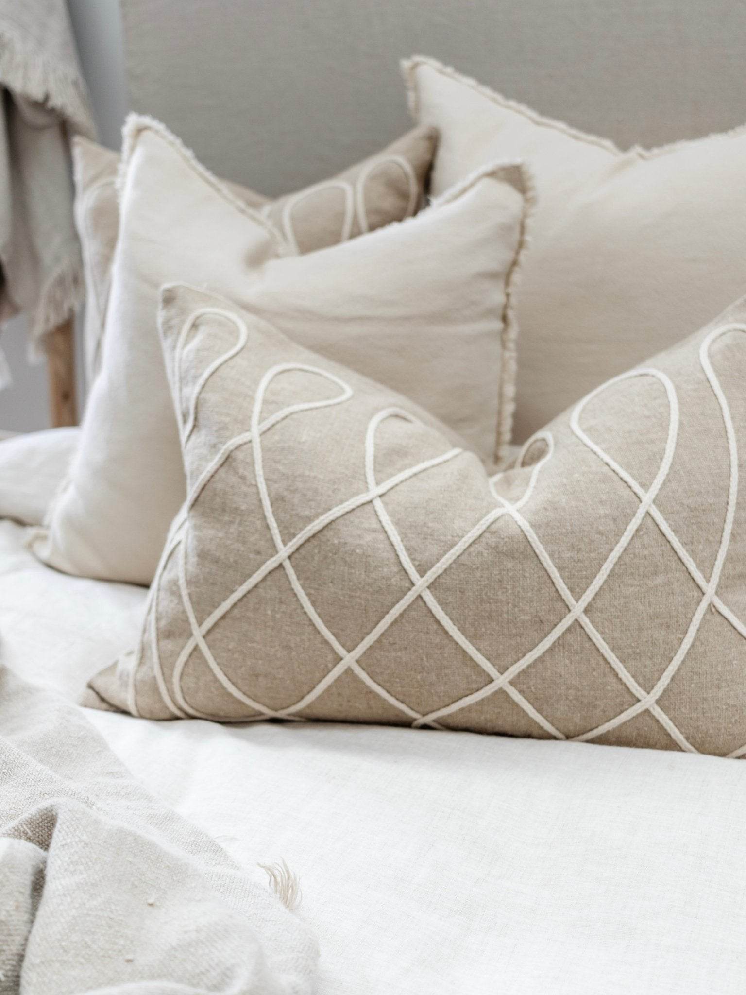 Abbi Linen Loop Cushion - Wander & Wild Home