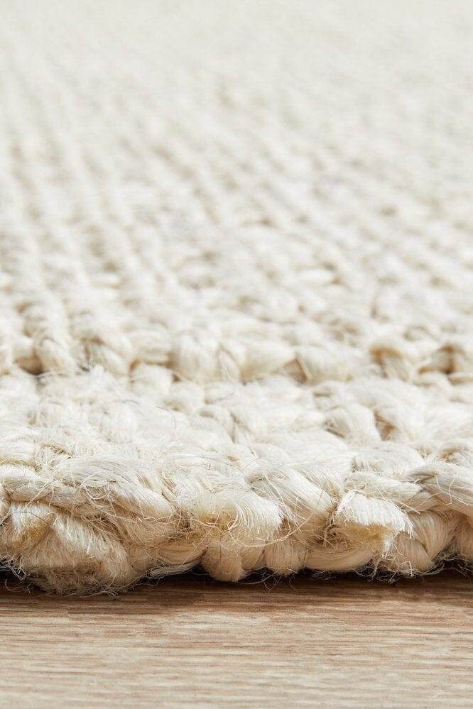 Atrium Barker Jute Rug | Bleach - Wander & Wild Home