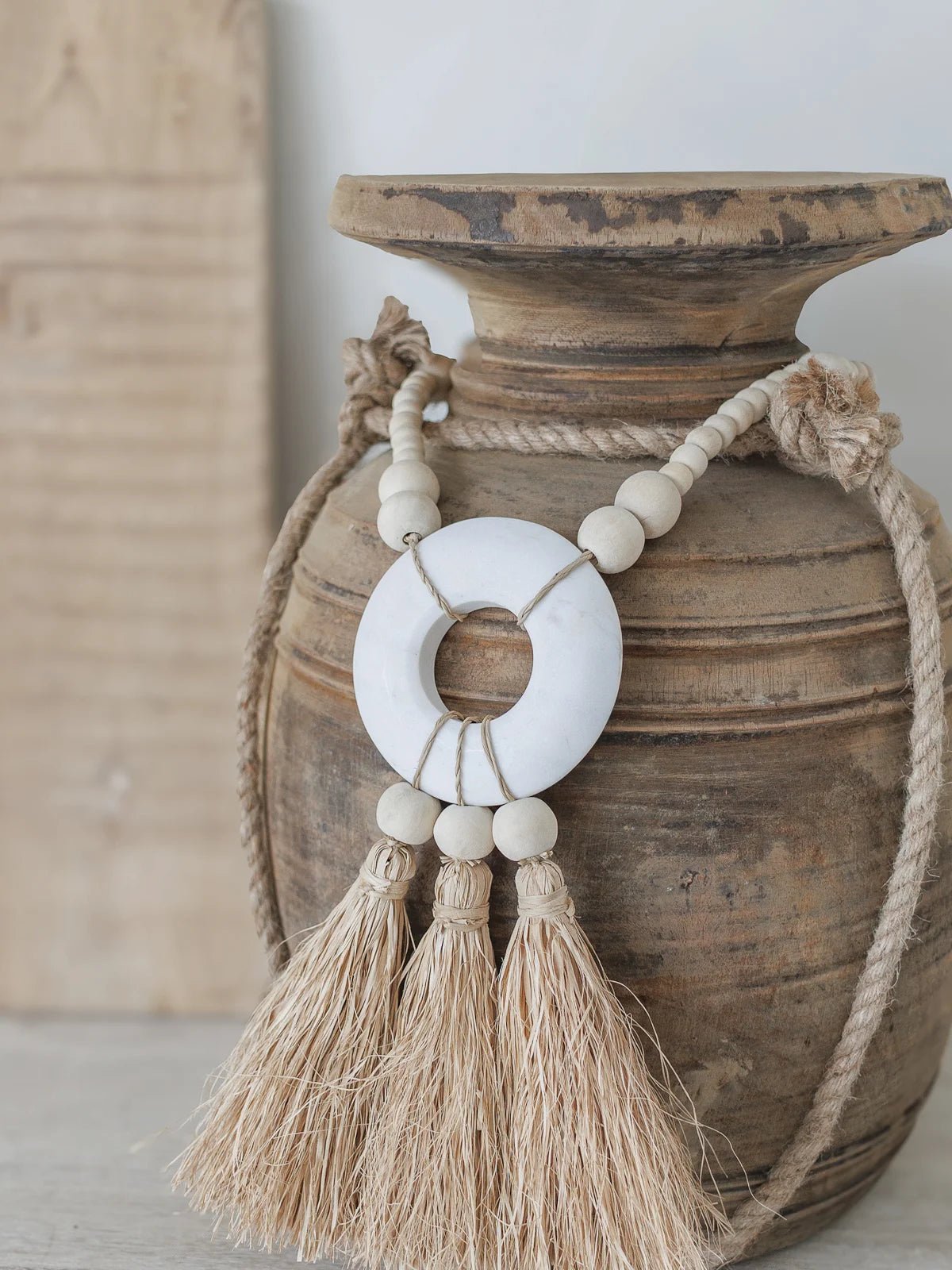 Ayu Marble Raffia Tassel Garland - Wander & Wild Home