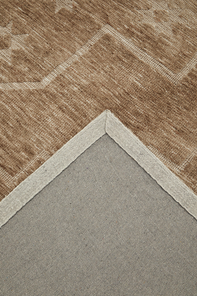 Darren Palmer Ceylon Almond Runner full view