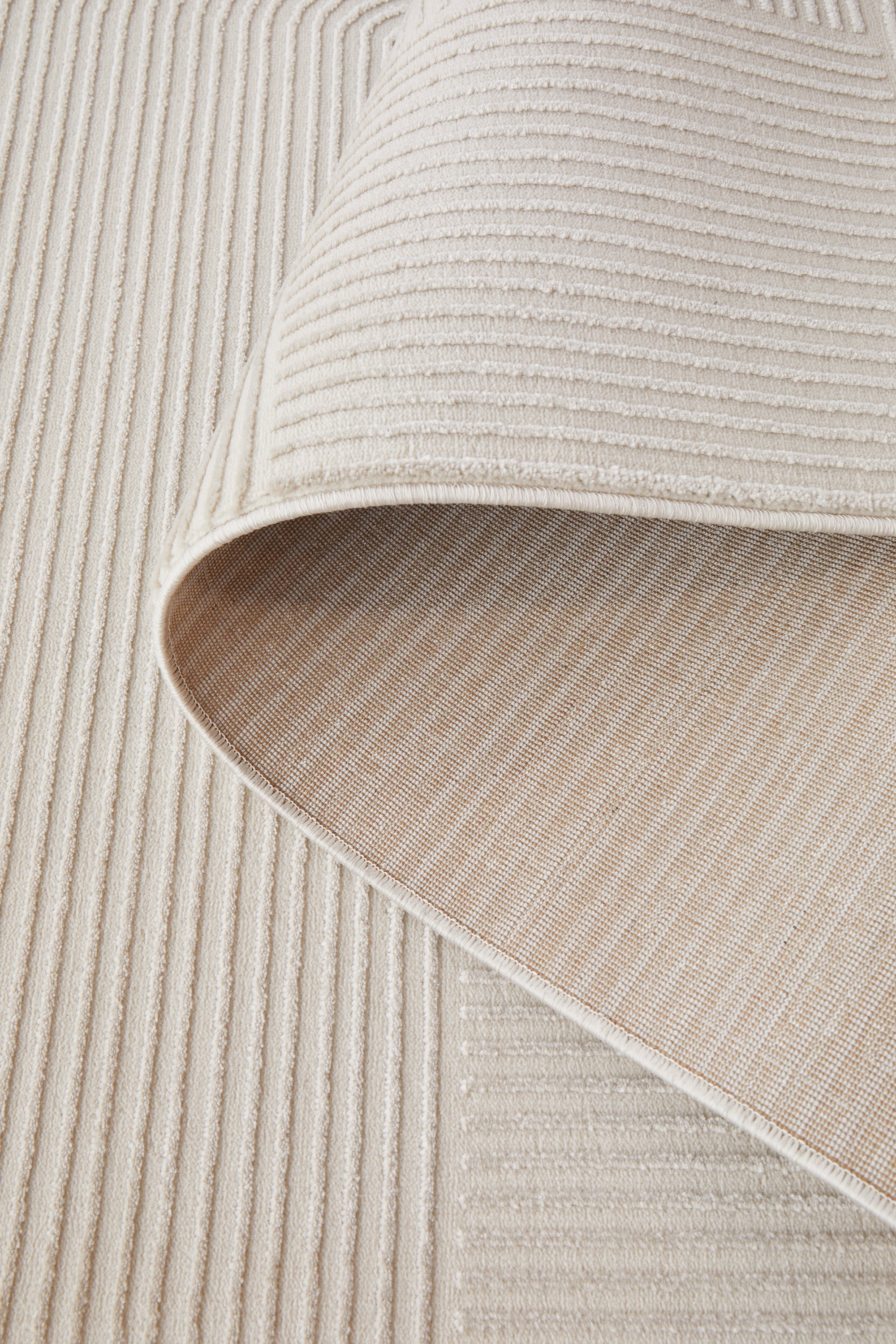 Raking Linen neutral patterned rug detail