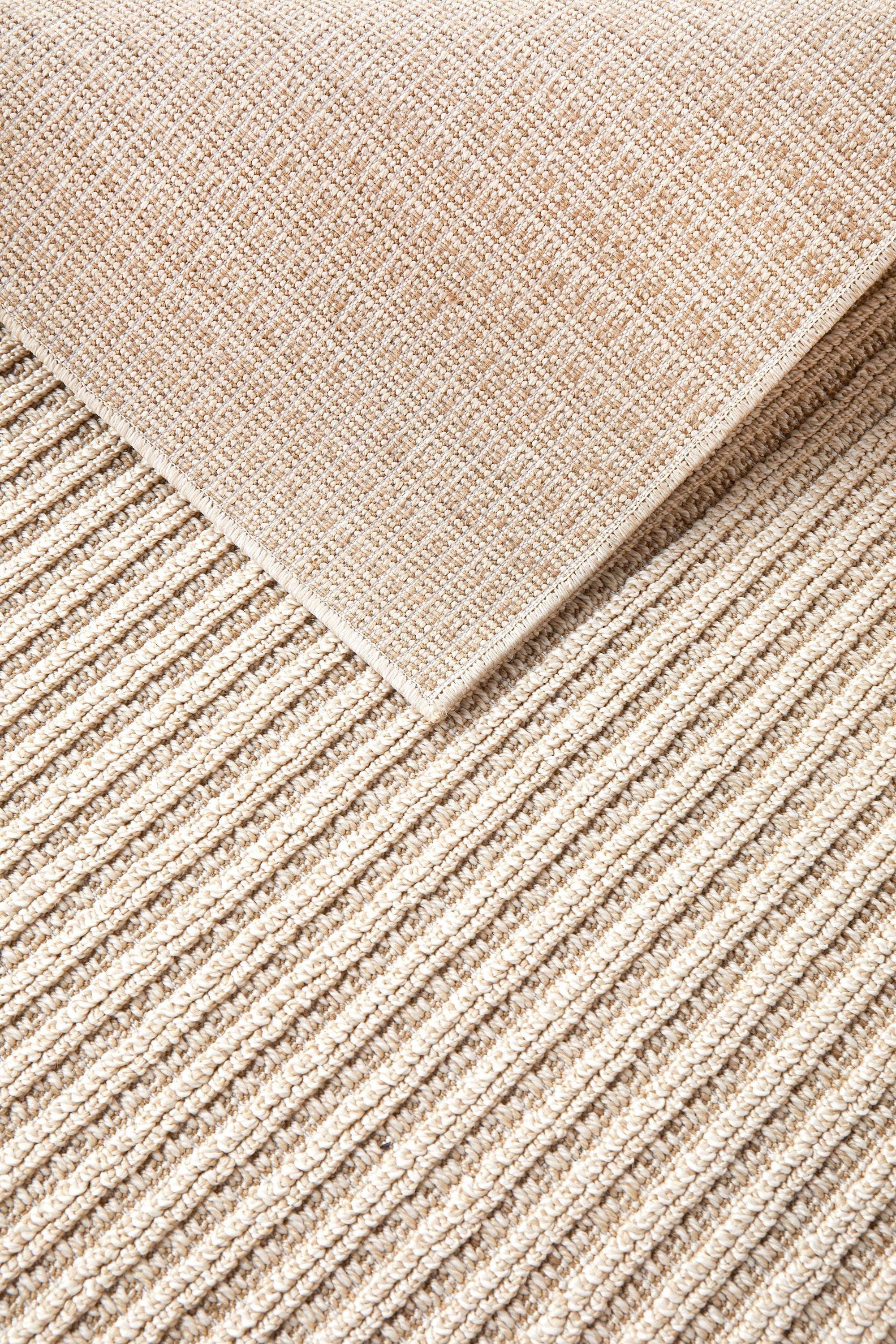 Darren Palmer Sandridge Taupe rug close-up