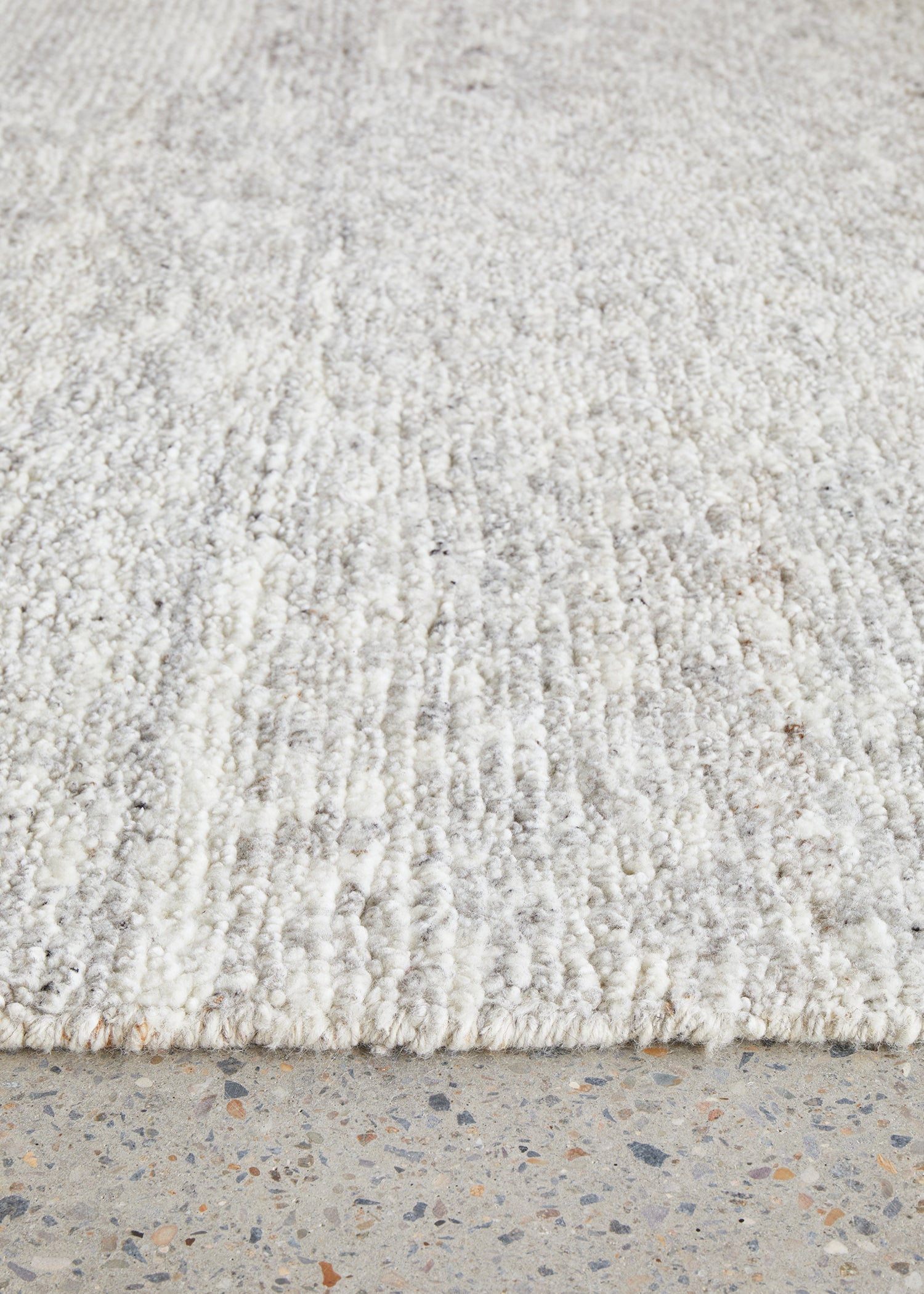Darren Palmer Travertine Silver Rug