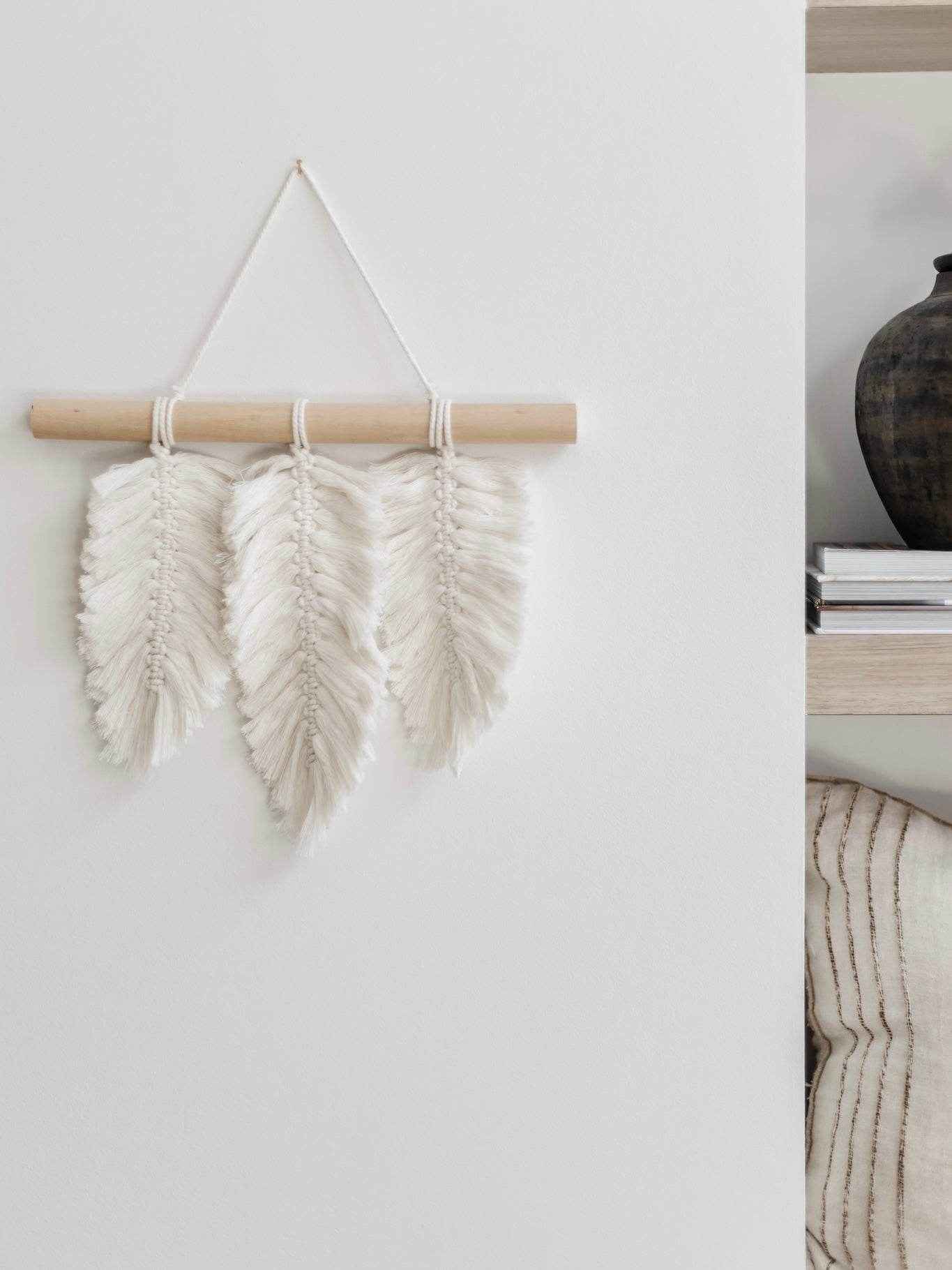 Mia Macrame Leaf Hanging
