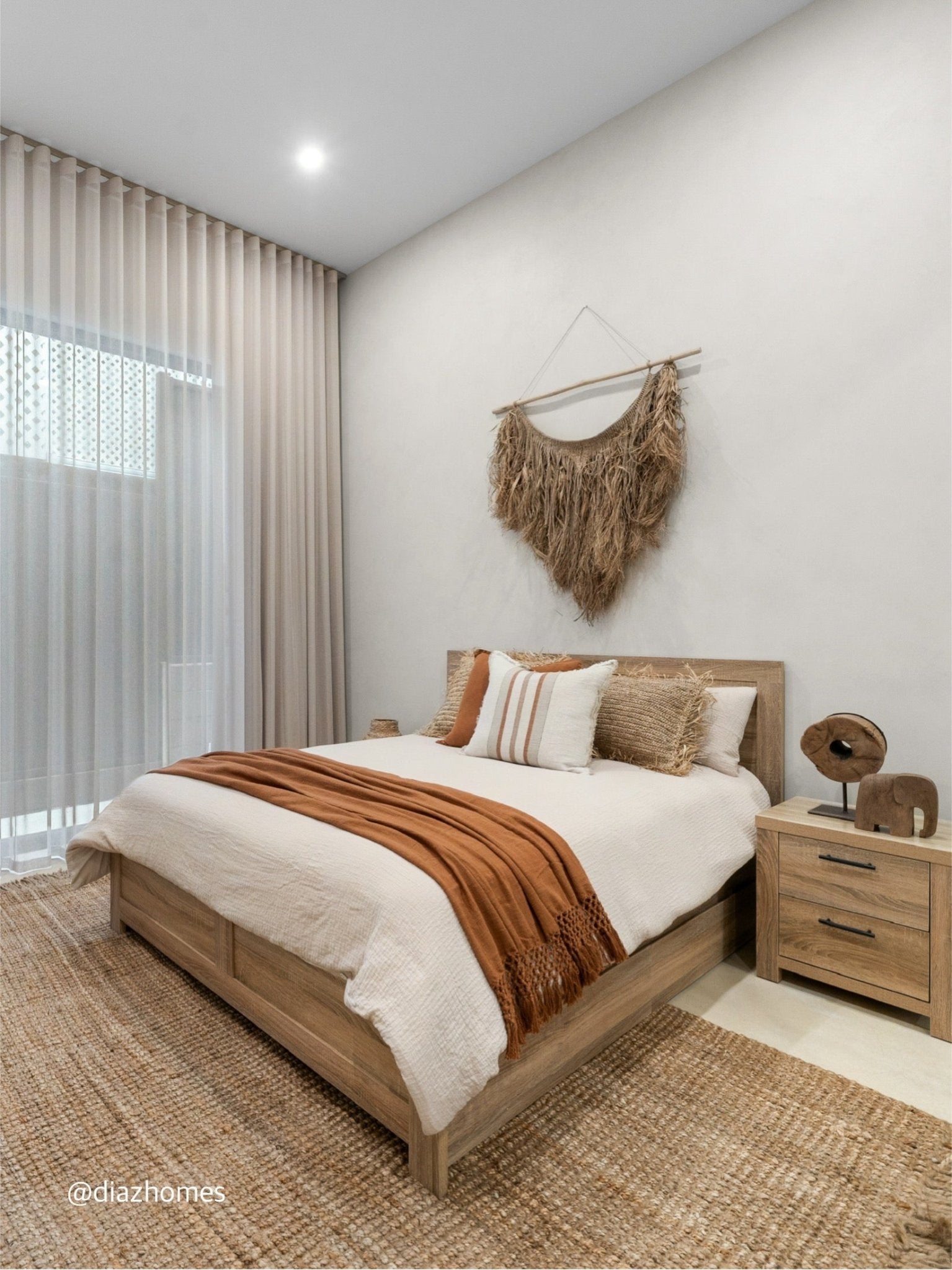 Sari - raya | Woven Jute Wall Hanging - Wander & Wild Home