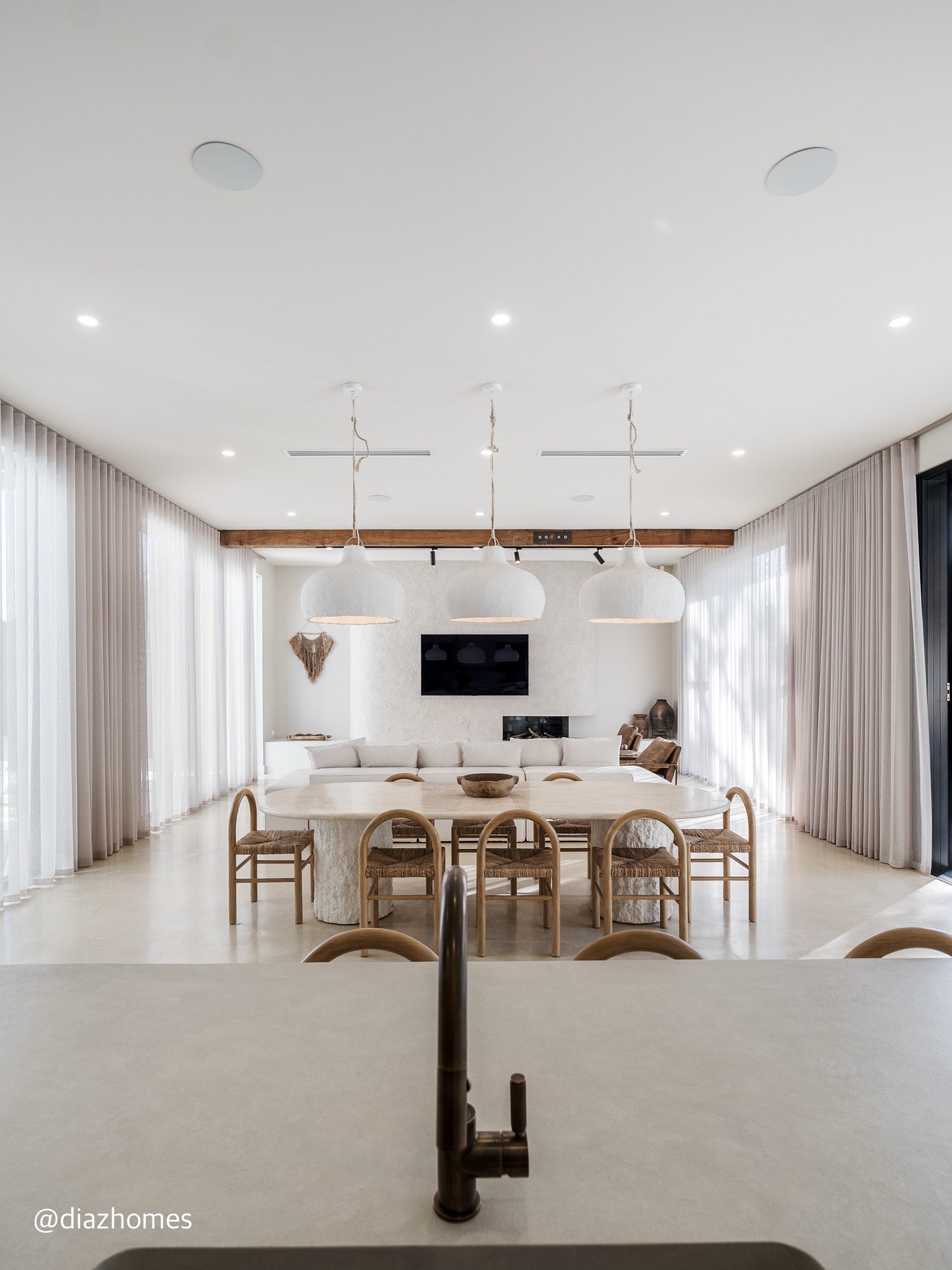 Soho | Raffia Jute Wall Hanging - Wander & Wild Home