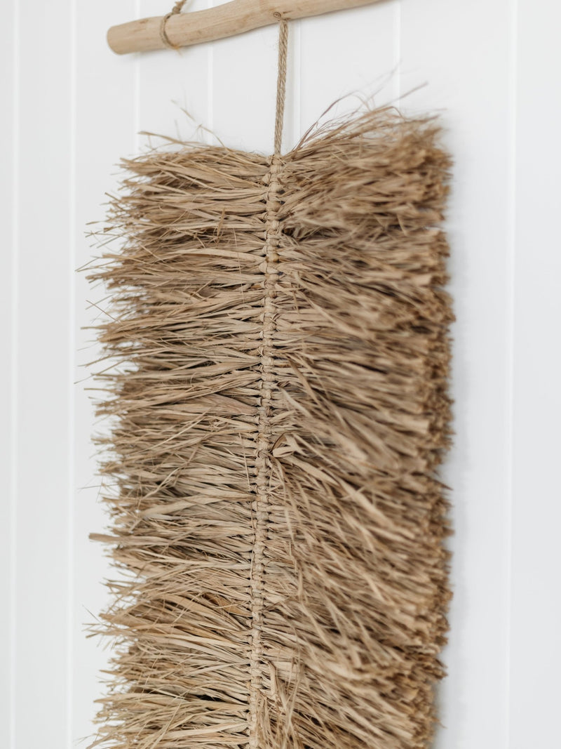 Arla | Raffia Leaf Wall Hanging - Wander & Wild Home
