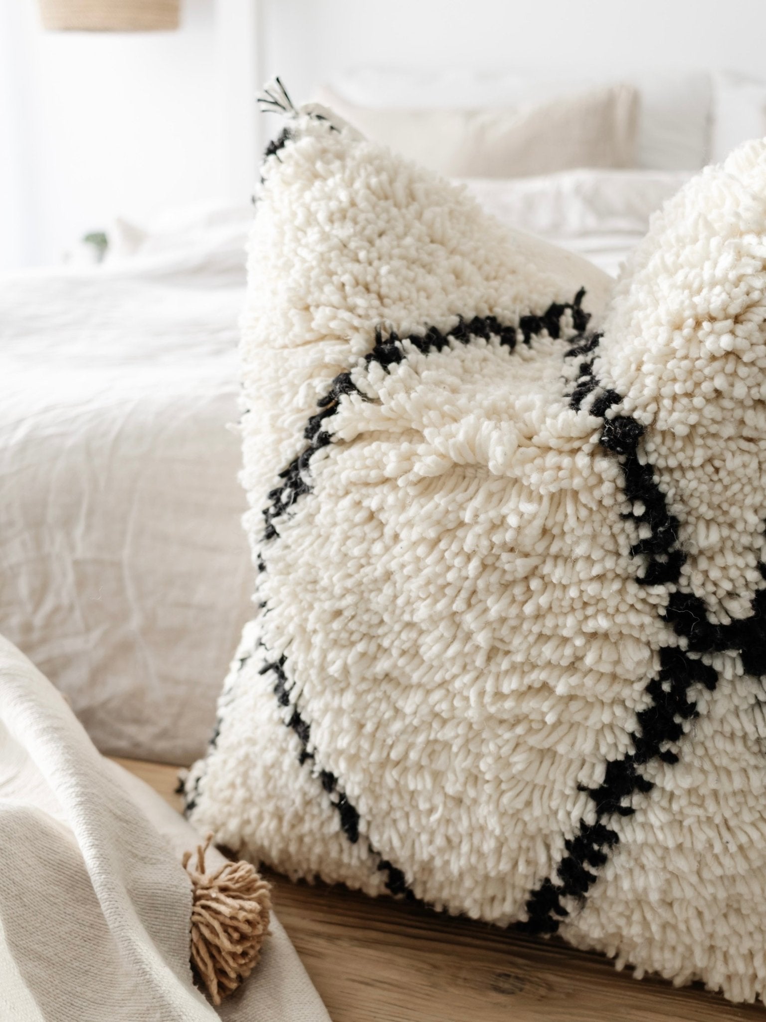 Beni Ourain Wool Cushion Cover – Luxury Moroccan High Pile