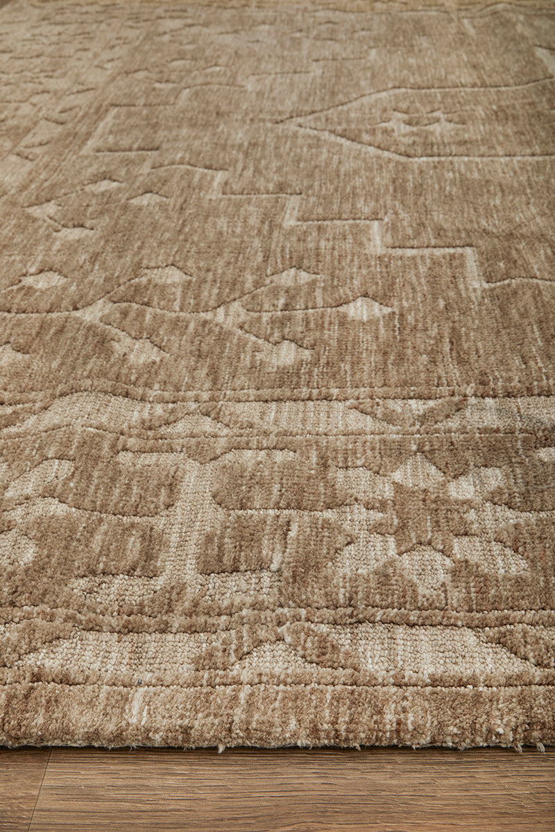 Textured pile detail of the Darren Palmer Ceylon Runner Rug