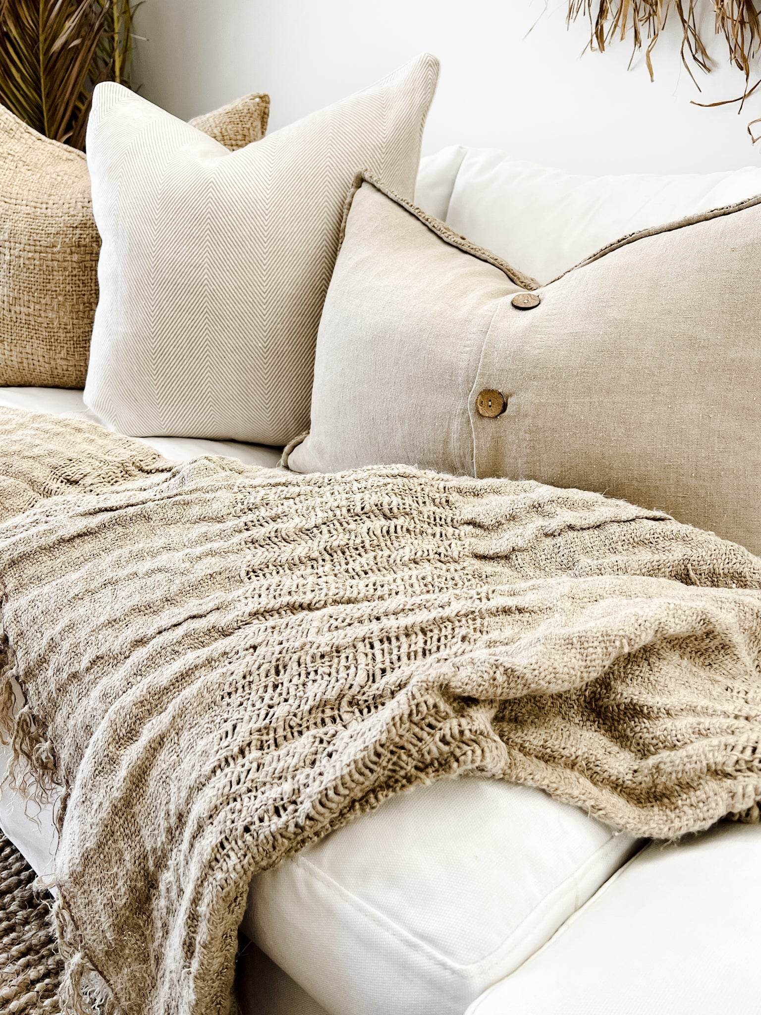 Clove Rustic Linen Throw -Natural - Wander & Wild Home