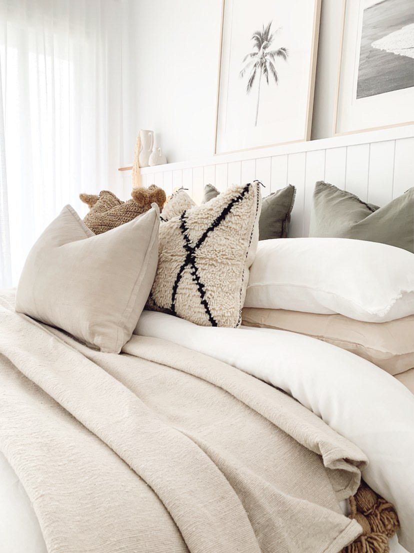 Dakhla Moroccan Pom Pom Throw - Wander & Wild Home