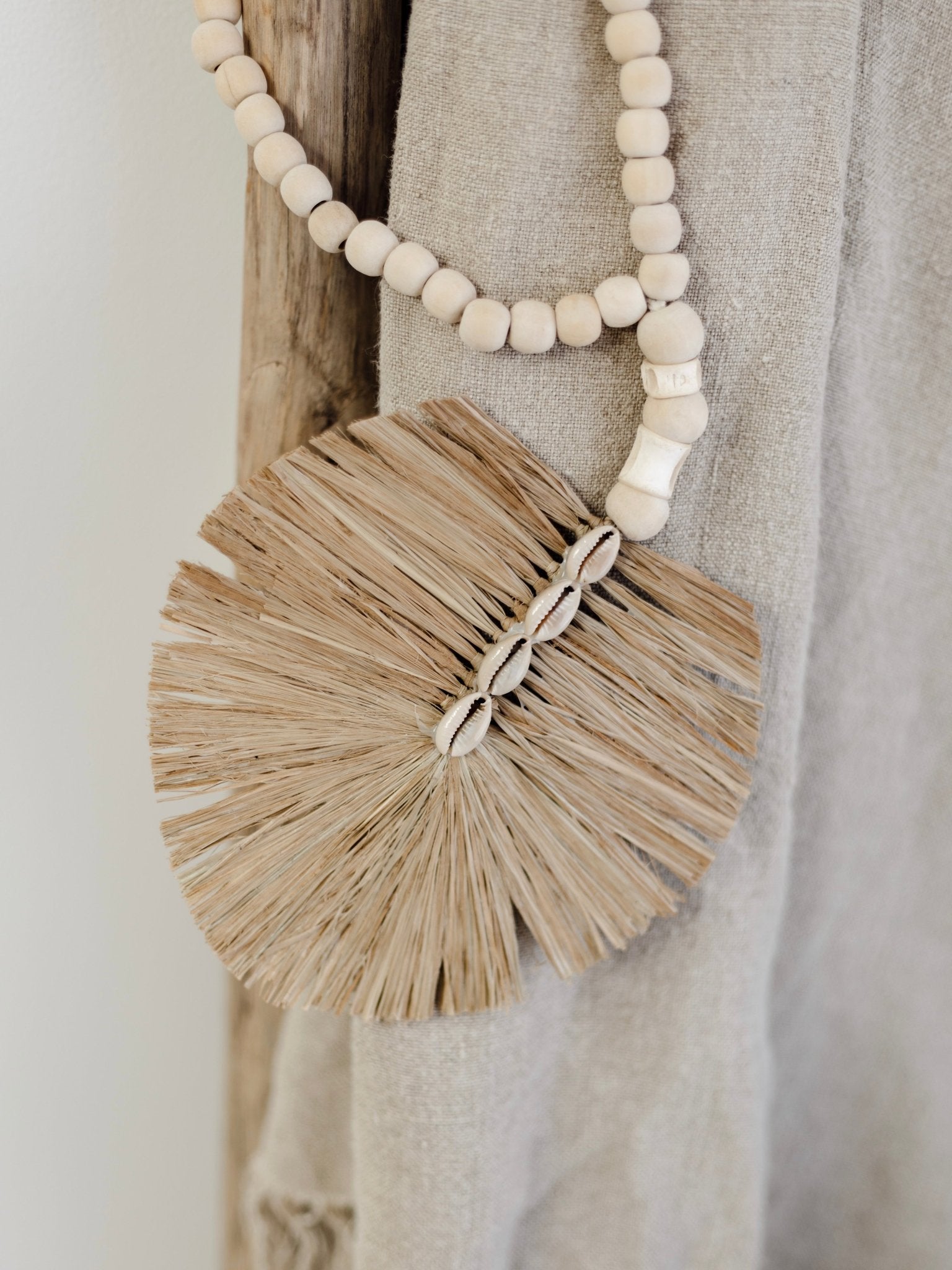 Lena | Raffia & Shell Garland - Wander & Wild Home
