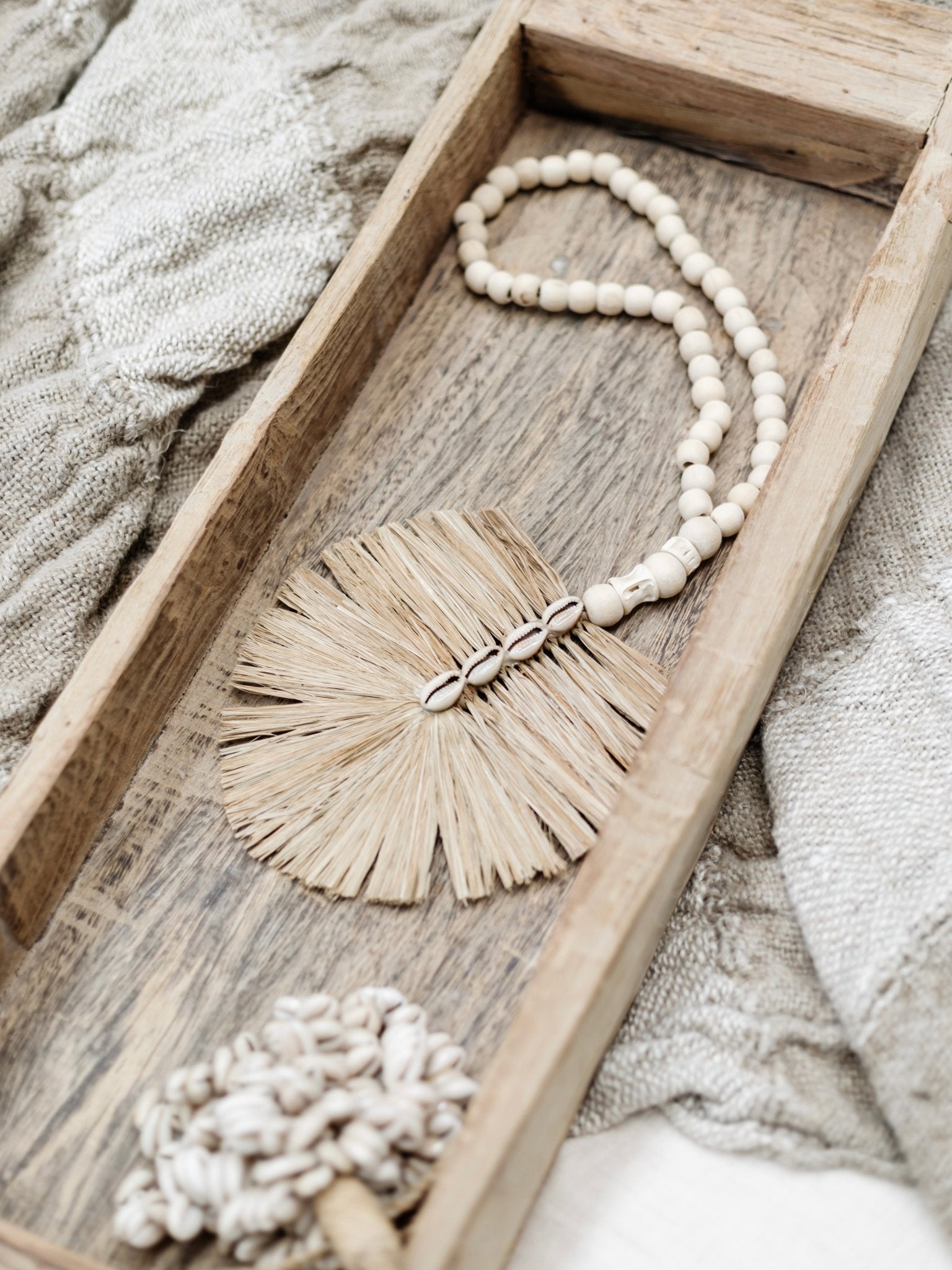 Lena | Raffia & Shell Garland - Wander & Wild Home
