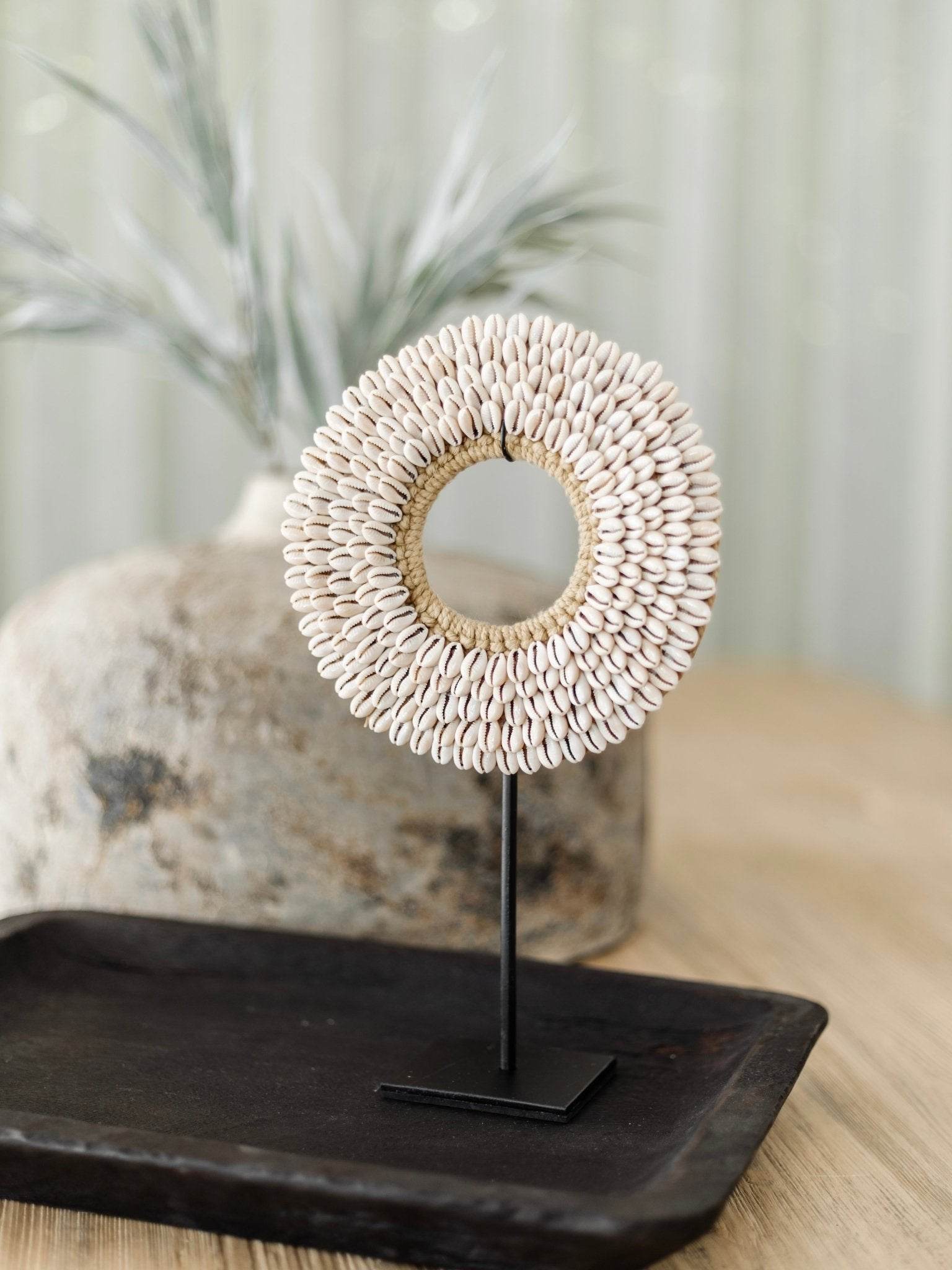 Lola Papua Shell Necklace & Stand - Wander & Wild Home