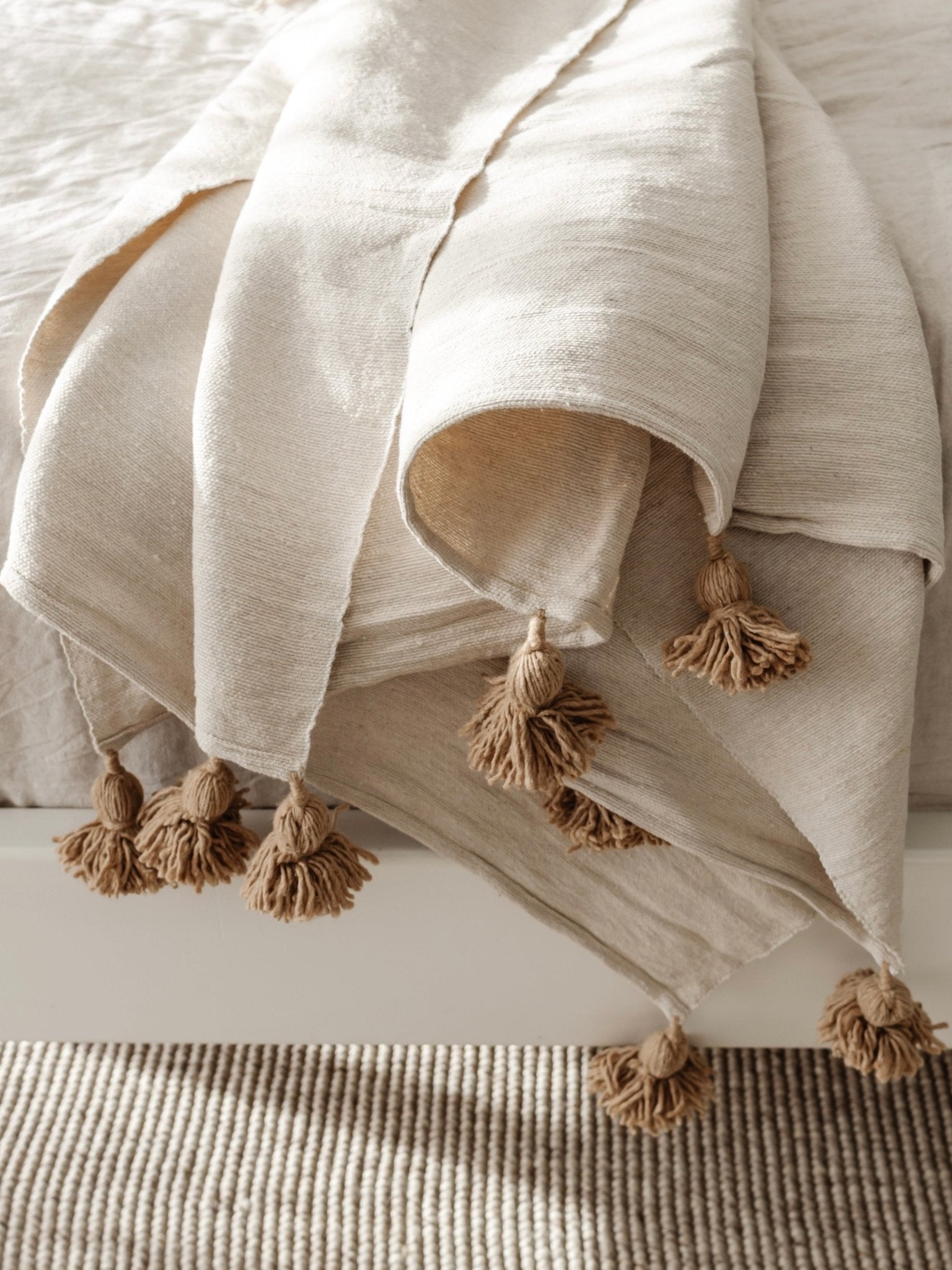 Moroccan Pom Pom Throw Blanket - Dakhla - Wander & Wild Home