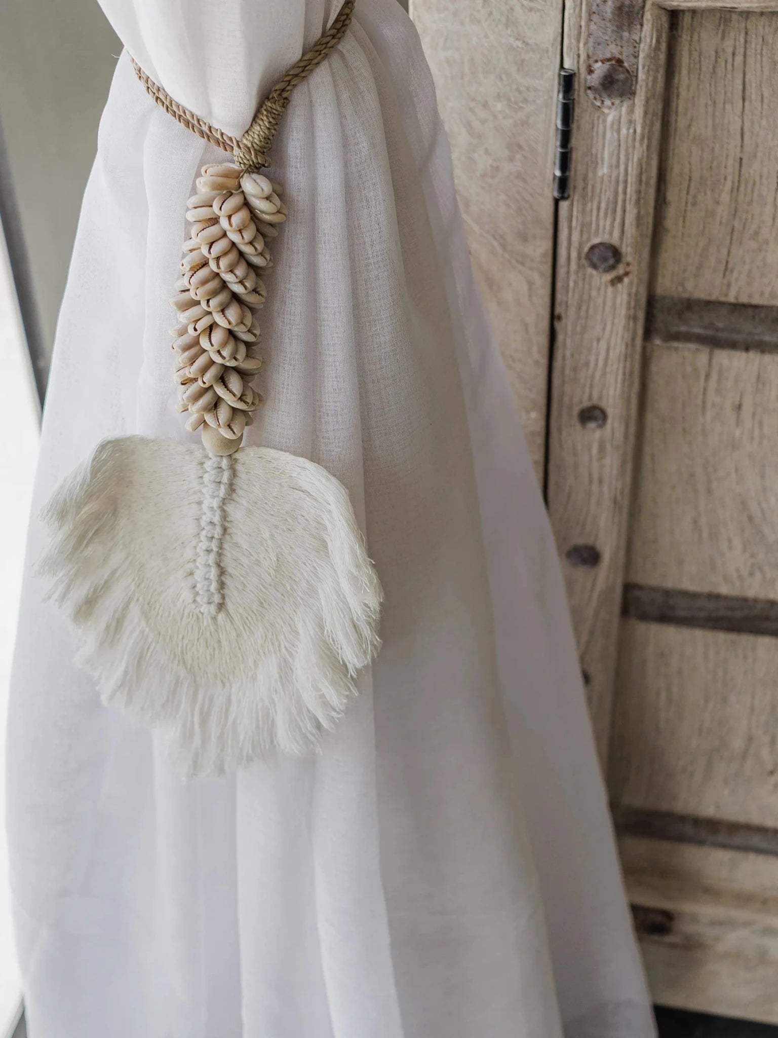 Nala | Macrame Leaf Shell Tassel - Wander & Wild Home
