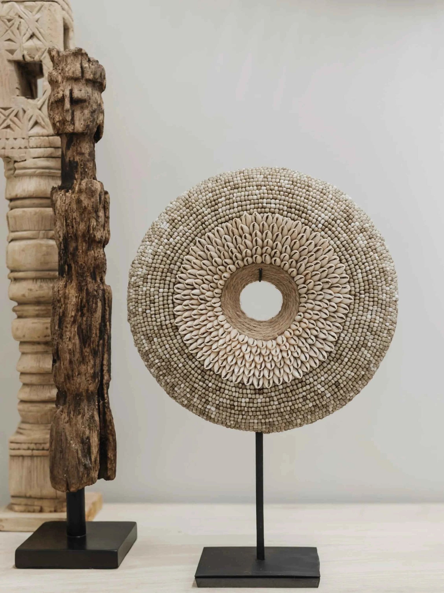 Nalu Shell Disc & Stand - Wander & Wild Home