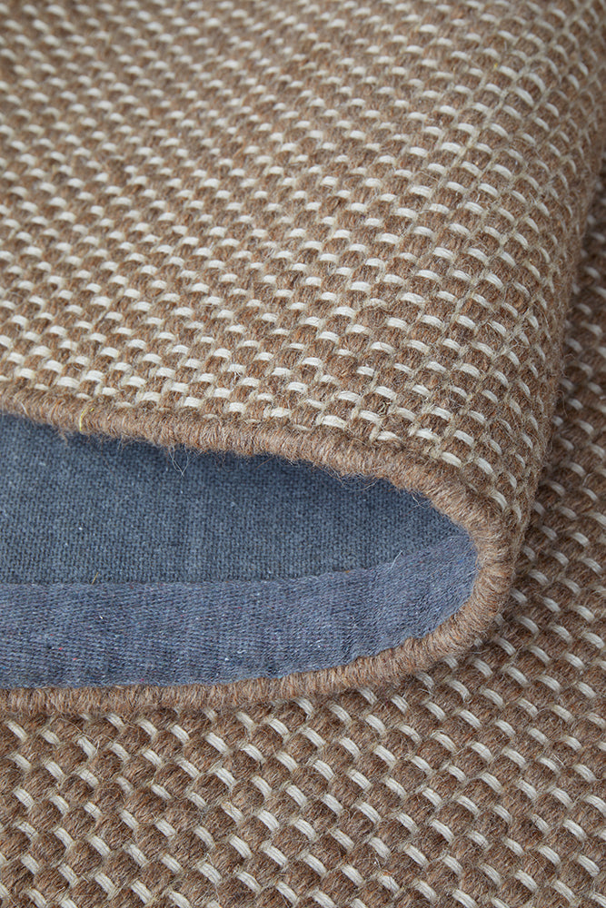 Bark Walnut wool and cotton flatweave detail