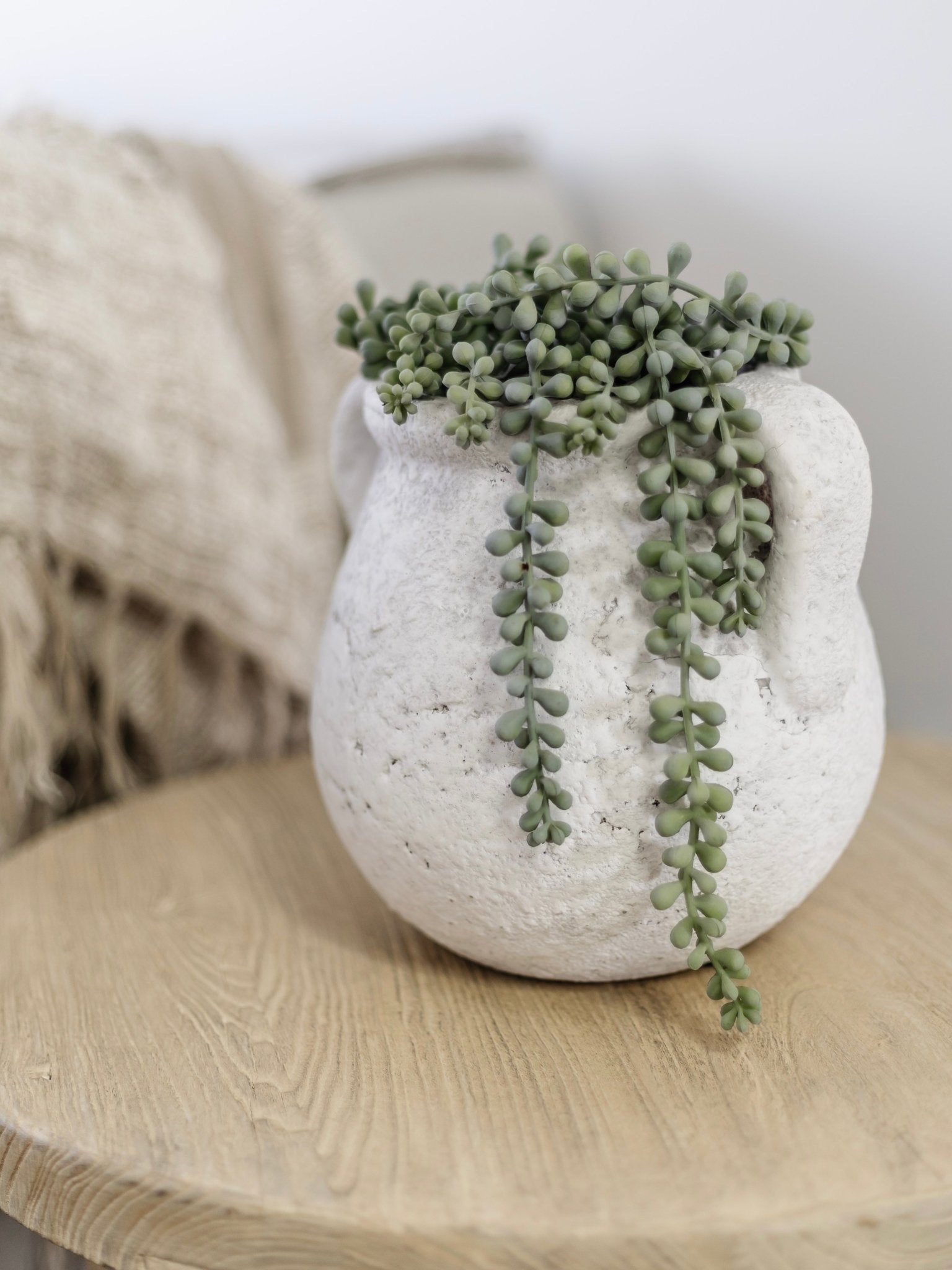 Zahra Rustic Urn | White - Wander & Wild Home